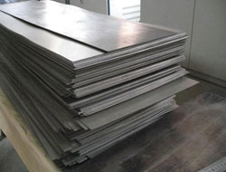 Hot Rolled Alloy Steel GR.2 CL.1 Plates Supplier in India